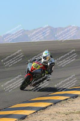 media/Nov-06-2023-Moto Forza (Mon) [[ce023d0744]]/4-Beginner Group/Session 2 (Bowl Tight Speed)/